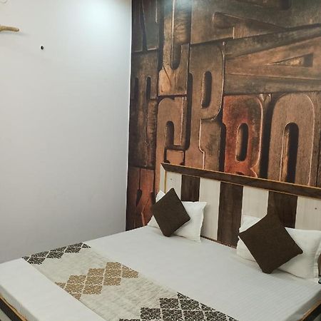 Branded Guest House Джаландхар Екстериор снимка